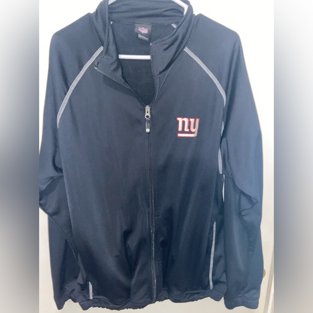 NY Giants sweat shirt